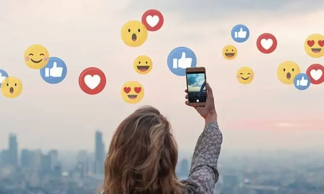 What Is Influencer Marketing? The Basic Guide For 2022 3 influencer marketing